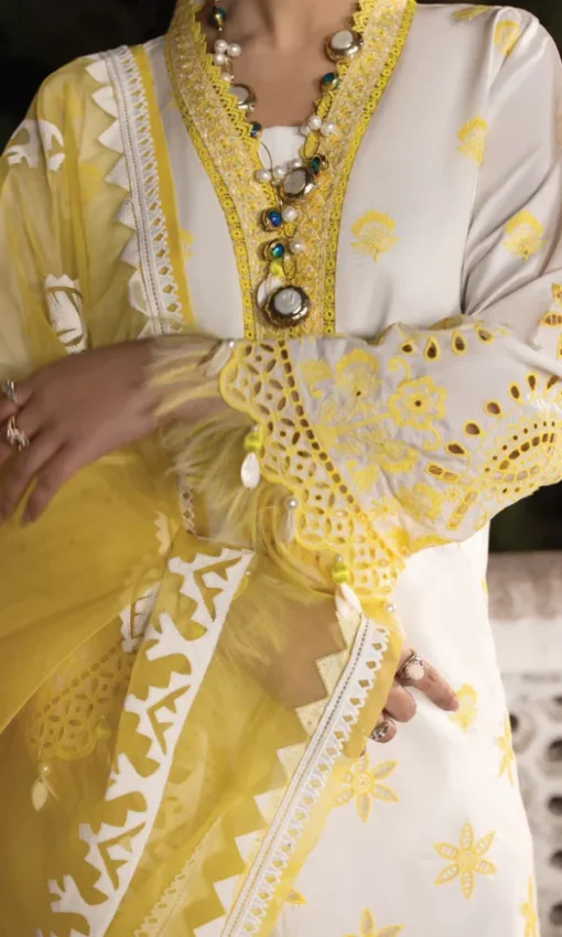 Lawn Unstitched Embroidered 3PC Suit With Organza Dupatta [RC-7040] - Image 4