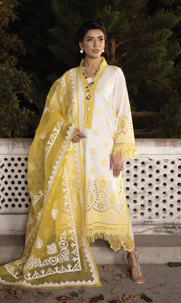 Lawn Unstitched Embroidered 3PC Suit With Organza Dupatta [RC-7040]
