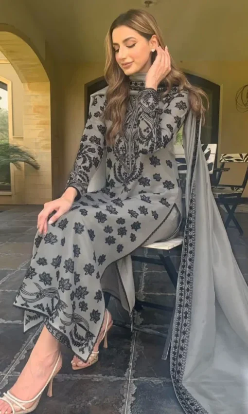 3PC Lawn Embroidered Suit With Embroidered Organza Dupatta [RC-7045] - Image 2