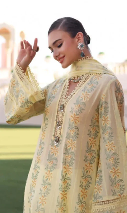 Bareeze 3PC Embroidered Lawn Suit With Chiffon Dupatta [RC-7047] - Image 3