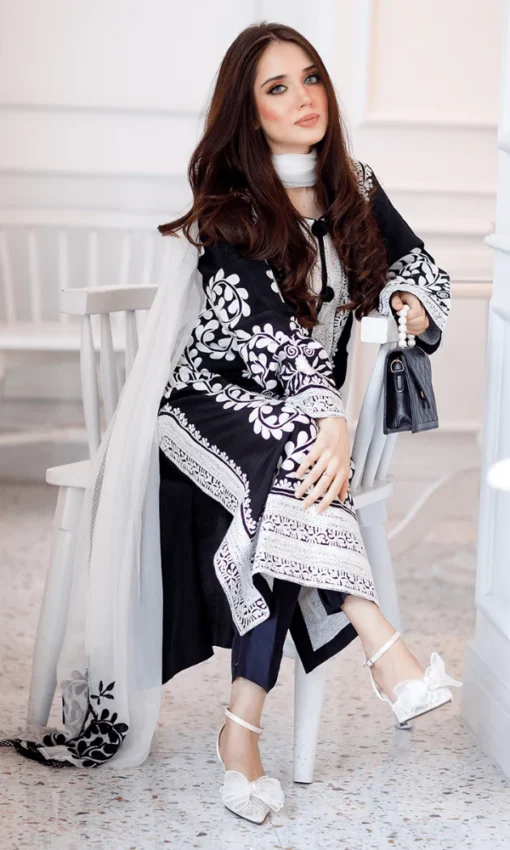 Unstitched 3PC Embroidered Lawn Suit With Printed Monaar Dupatta [RC-7049] - Image 4