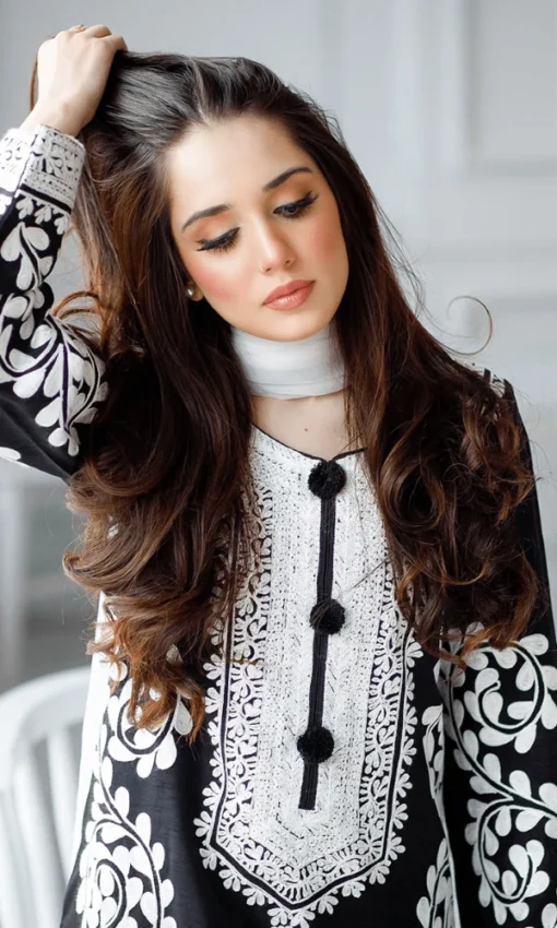 Unstitched 3PC Embroidered Lawn Suit With Printed Monaar Dupatta [RC-7049] - Image 5